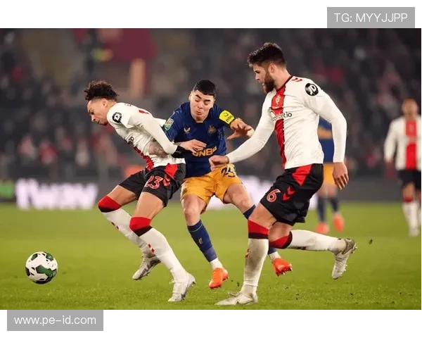 足球球队近期表现稳健，竞争力持续提升