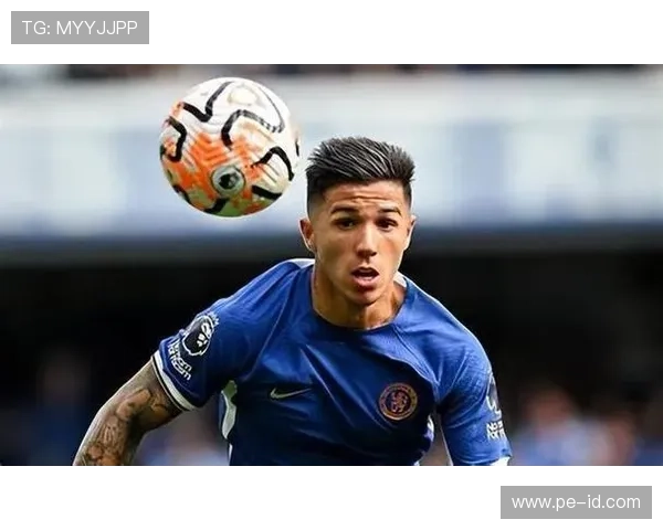 从不稳定到统治比赛:莱奥如何成为意甲顶级边锋 从不稳定到统治比赛:莱奥如何成为意甲顶级边锋