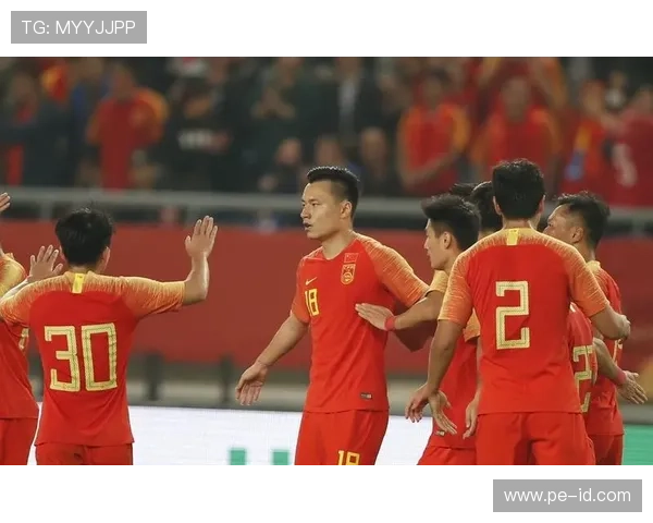 里皮战术体系解析:攻守平衡与临场调整的持续影响